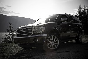 2008 Chrysler Aspen exterior front look at sunset
