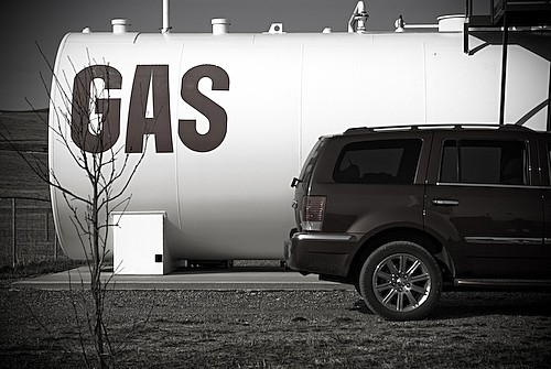 2008 Chrysler Aspen rear view parked in front of Gas storage bin