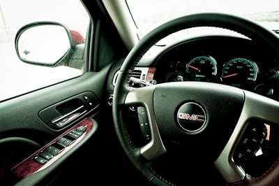 2009 GMC Yukon Hybrid interior steering wheel