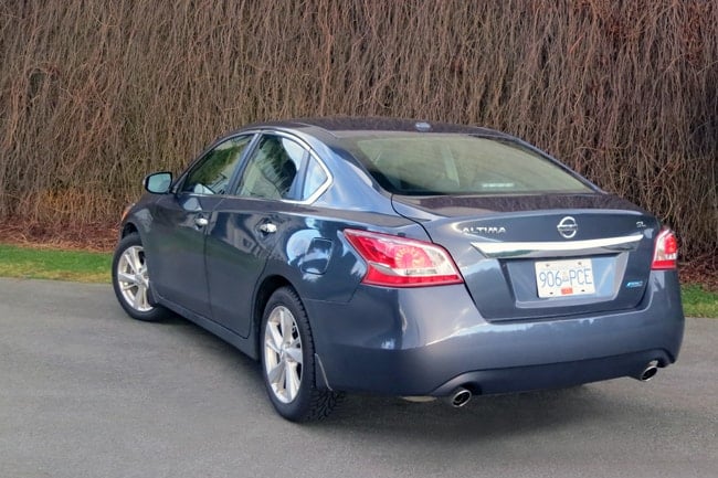 2013 Nissan Altima rear