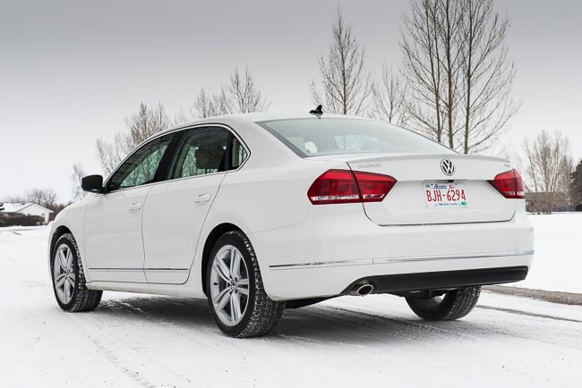 2013-VW-Passat-TDI-in white rear view