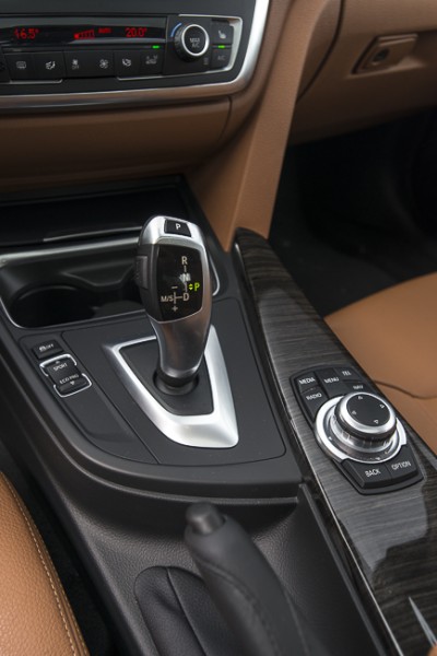 2013 BMW 328i xDrive Specs & Pictures: A Closer Look | TractionLife