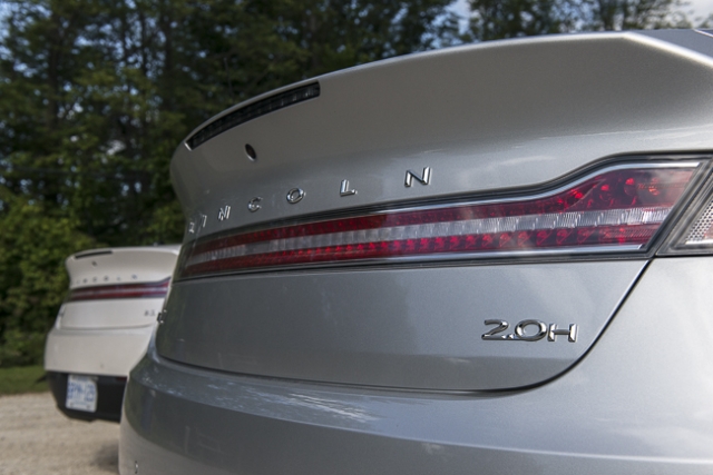 2013 Lincoln MKZ Hybrid review