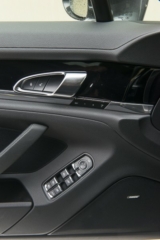 2014-Porsche-Panamera-4S-10