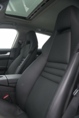 2014-Porsche-Panamera-4S-15