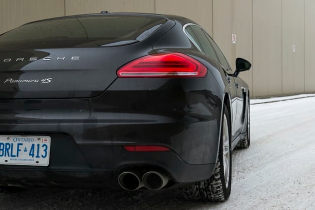 2014-Porsche-Panamera-4S rear black