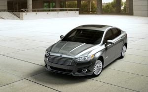 2015-ford-fusion-hybrid-se