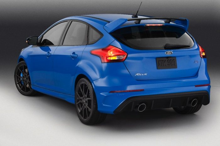 2016-ford-focus-rs