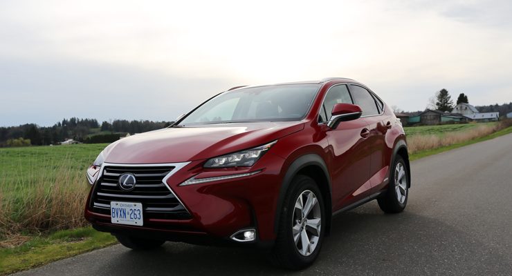 Lexus_NX300h_Frontal