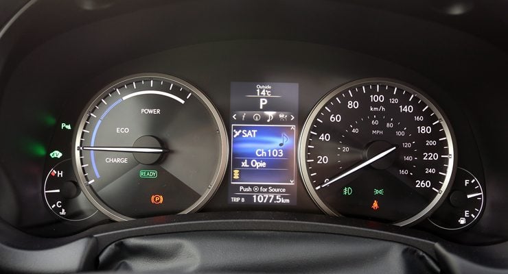 Lexus_NX300h_Gauges