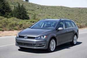 2016 Volkswagen Golf Sportwagon review