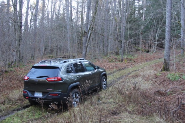 2016 jeep cherokee trailhawk trail rated