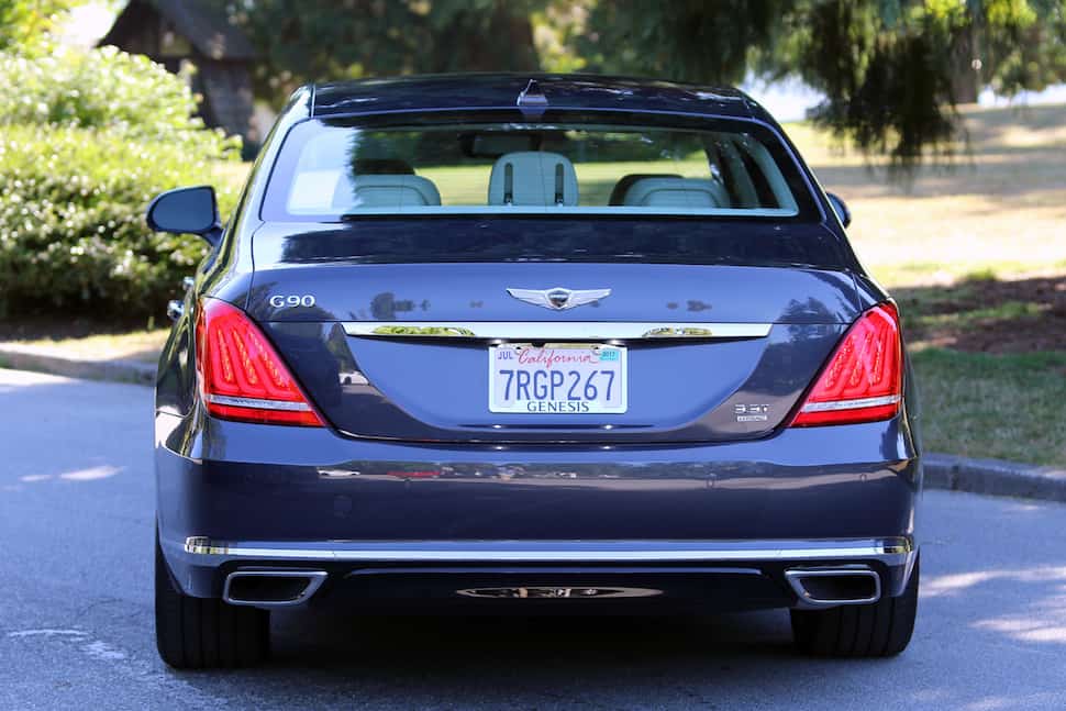 2017-genesis-g90-review