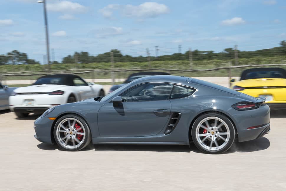 2017 porsche 718 boxster porsche 718 cayman-16