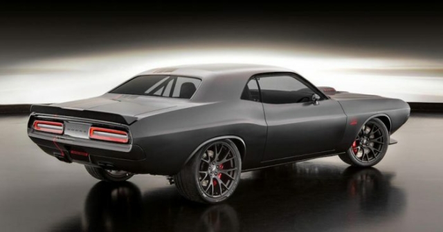dodge-shakedown-challenger-sema-2016-rear