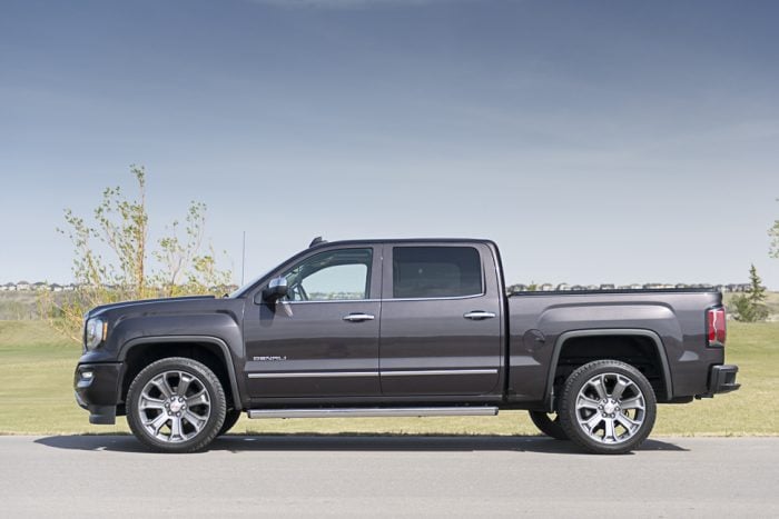 2016 GMC Sierra Denali side