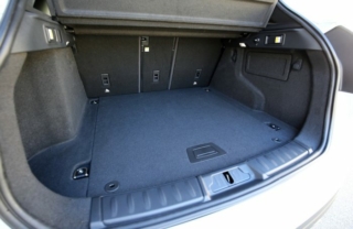 2017 Jaguar F-Pace R-Sport review -2