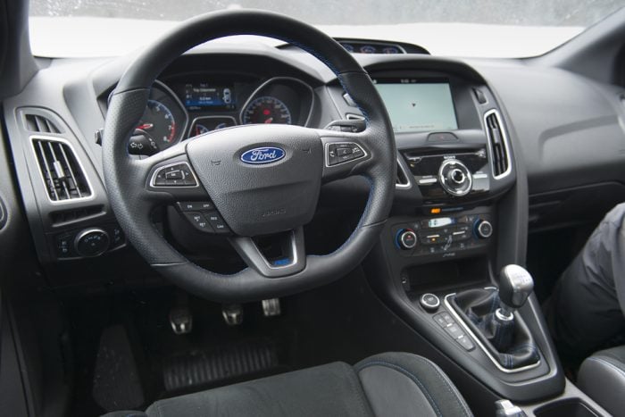 2017 Ford Focus RS interior front