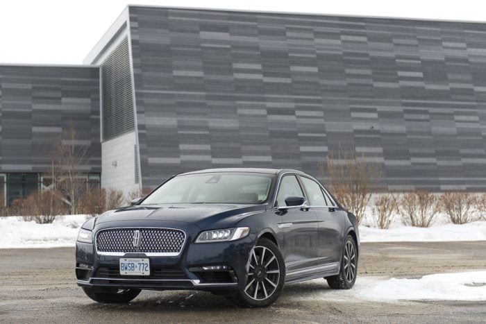 2017 lincoln continental review