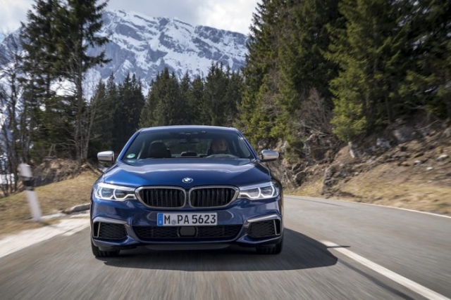 BMW M550i xDrive