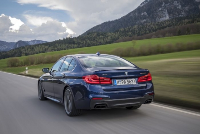 BMW M550i xDrive