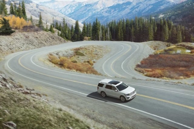 2018 ford expedition rolling topview