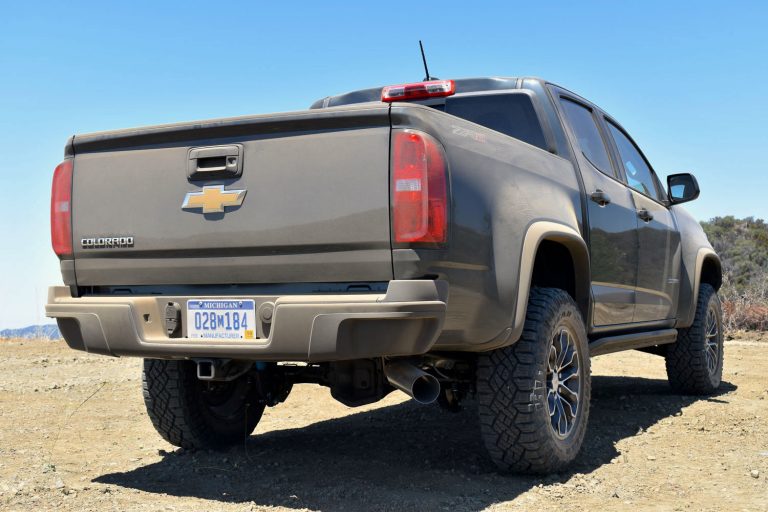 2017 Chevrolet Colorado ZR2 rear