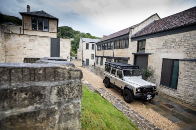 1991 SHACKLETON Defender D110 Adventure Edition by Arkonik exterior