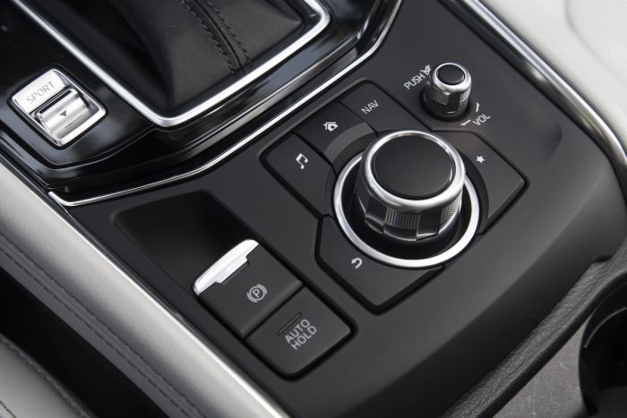 2017 mazda cx-5 interior controls and dial