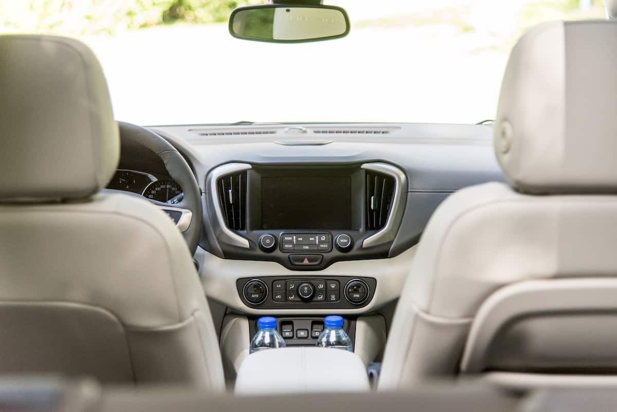 2018 GMC Terrain interior 1