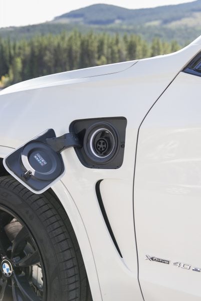 2017 bmw x5 plugin hybrid charging port