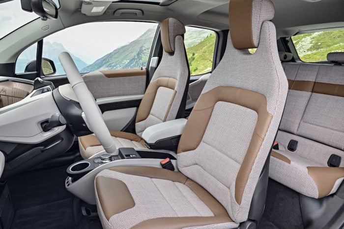 2017 BMW i3 Review seats