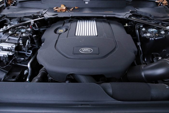 2018 Land Rover Discovery engine