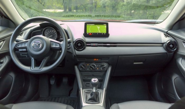 2018 mazda cx-3 review GX interior 2018 mazda cx-3 review GX interior
