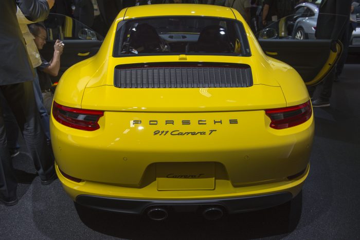 2018 porsche 911 carrera t la auto show rear design