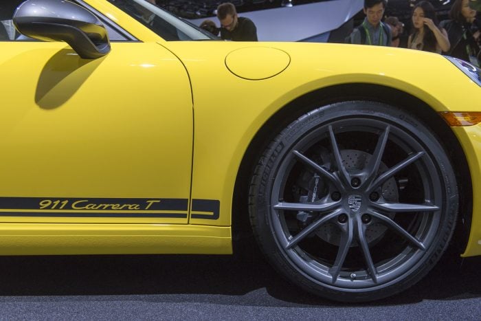 2018 porsche 911 carrera t la auto show wheel