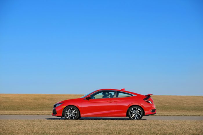 2018 Honda Civic Si Coupe side view