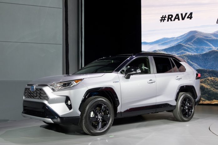 2019 Toyota RAV4 debuting in New York