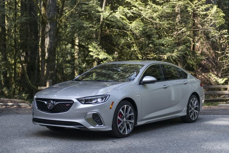 2018 Buick Regal GS front