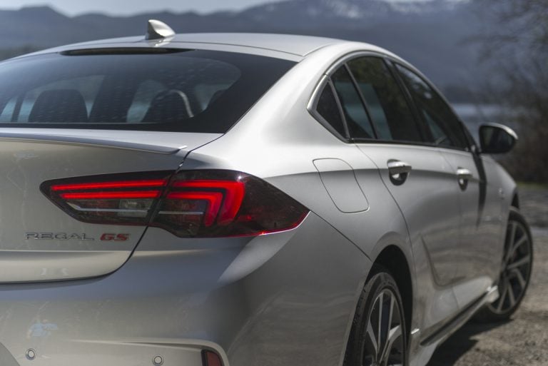 2018 Buick Regal GS taillight