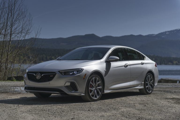 2018 Buick Regal GS front