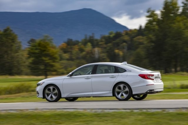 2018 Honda Accord Touring side white