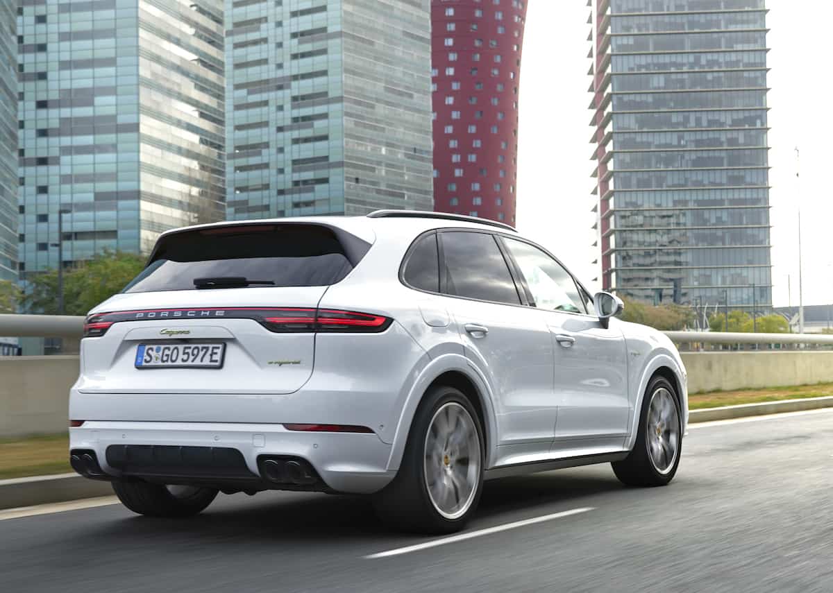 2019 Porsche Cayenne E-Hybrid white rear rolling