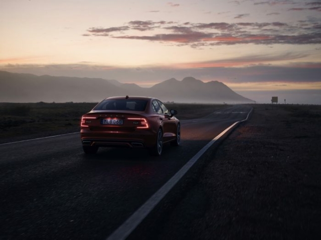 2019 volvo s60 sports sedan rear red