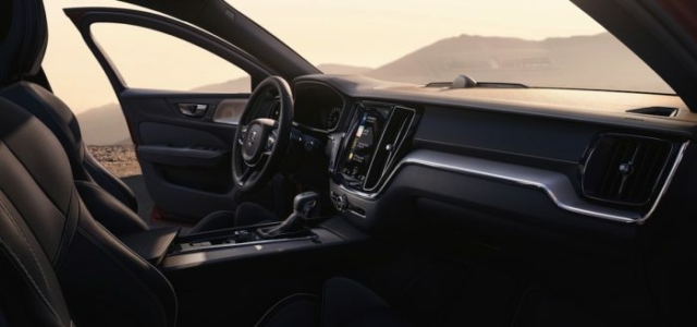 2019 volvo s60 sports sedan interior