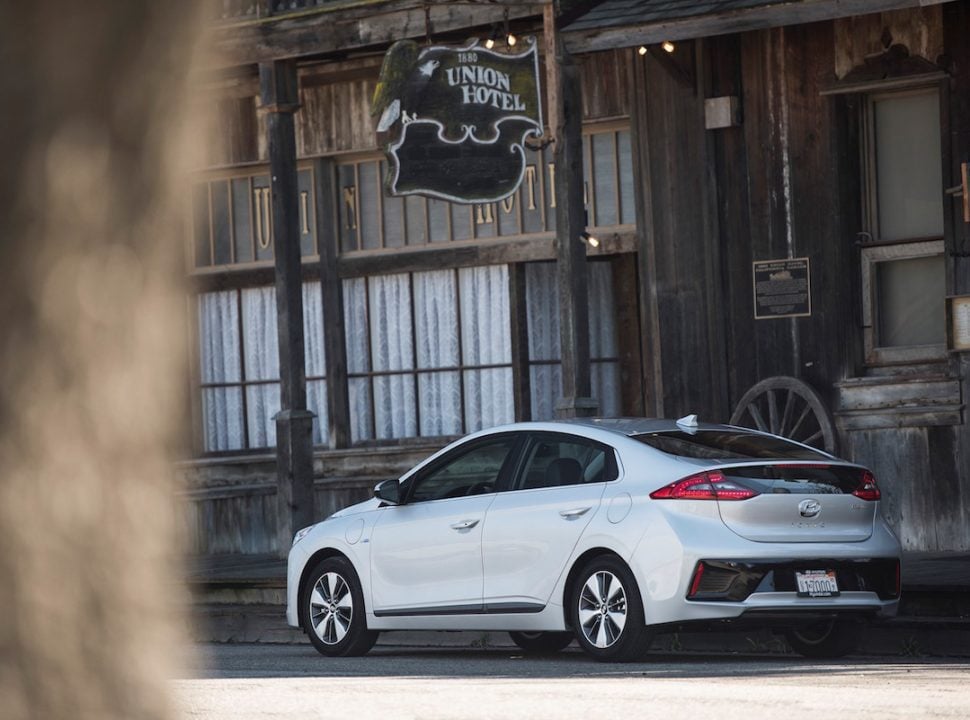 2017 IONIQ Plug-In Hybrid