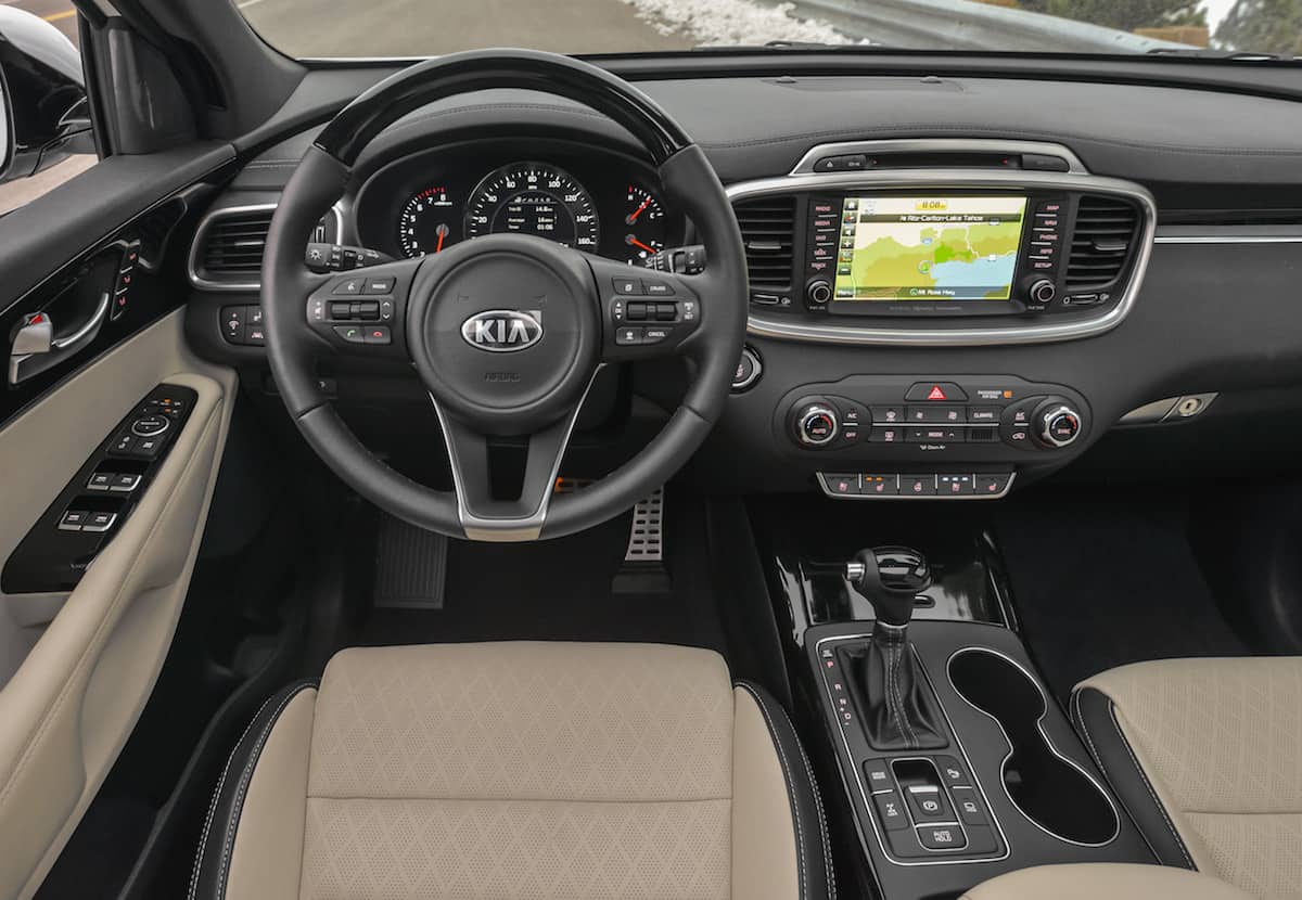 2018 kia Sorento review interior