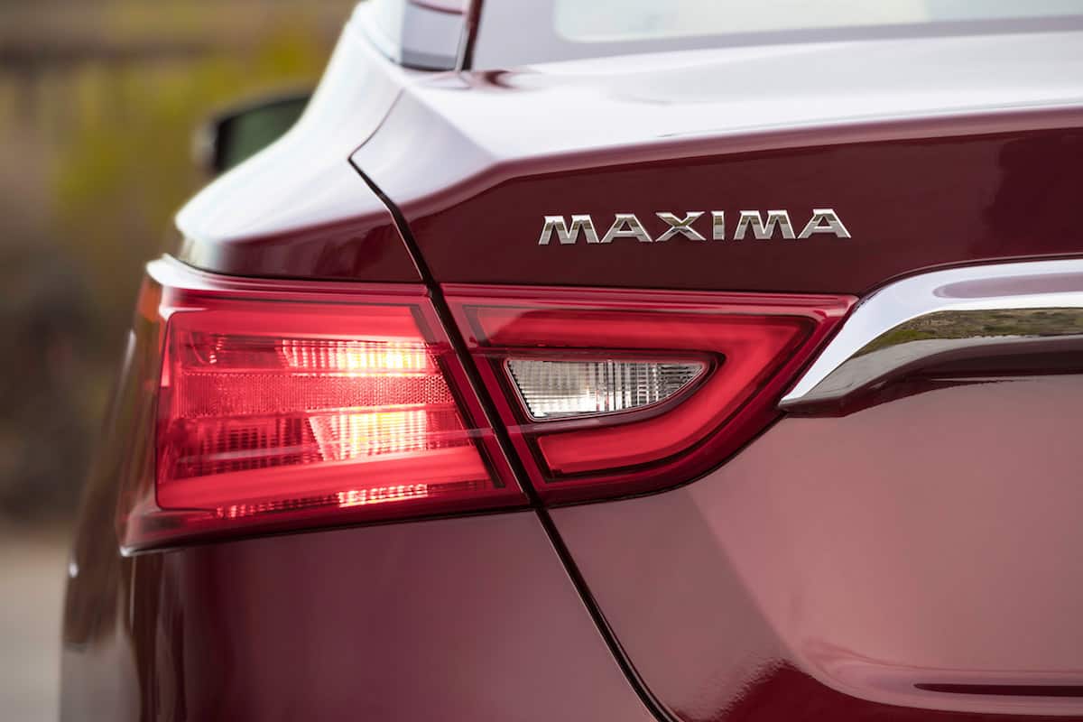 2018 Nissan Maxima rear light red