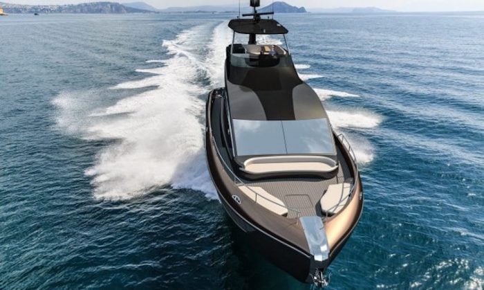 Lexus LY 650 luxury yacht front top