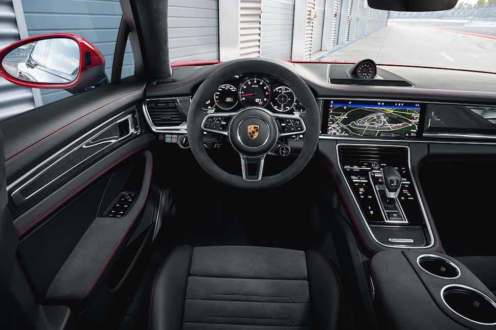 2019 Panamera GTS interior